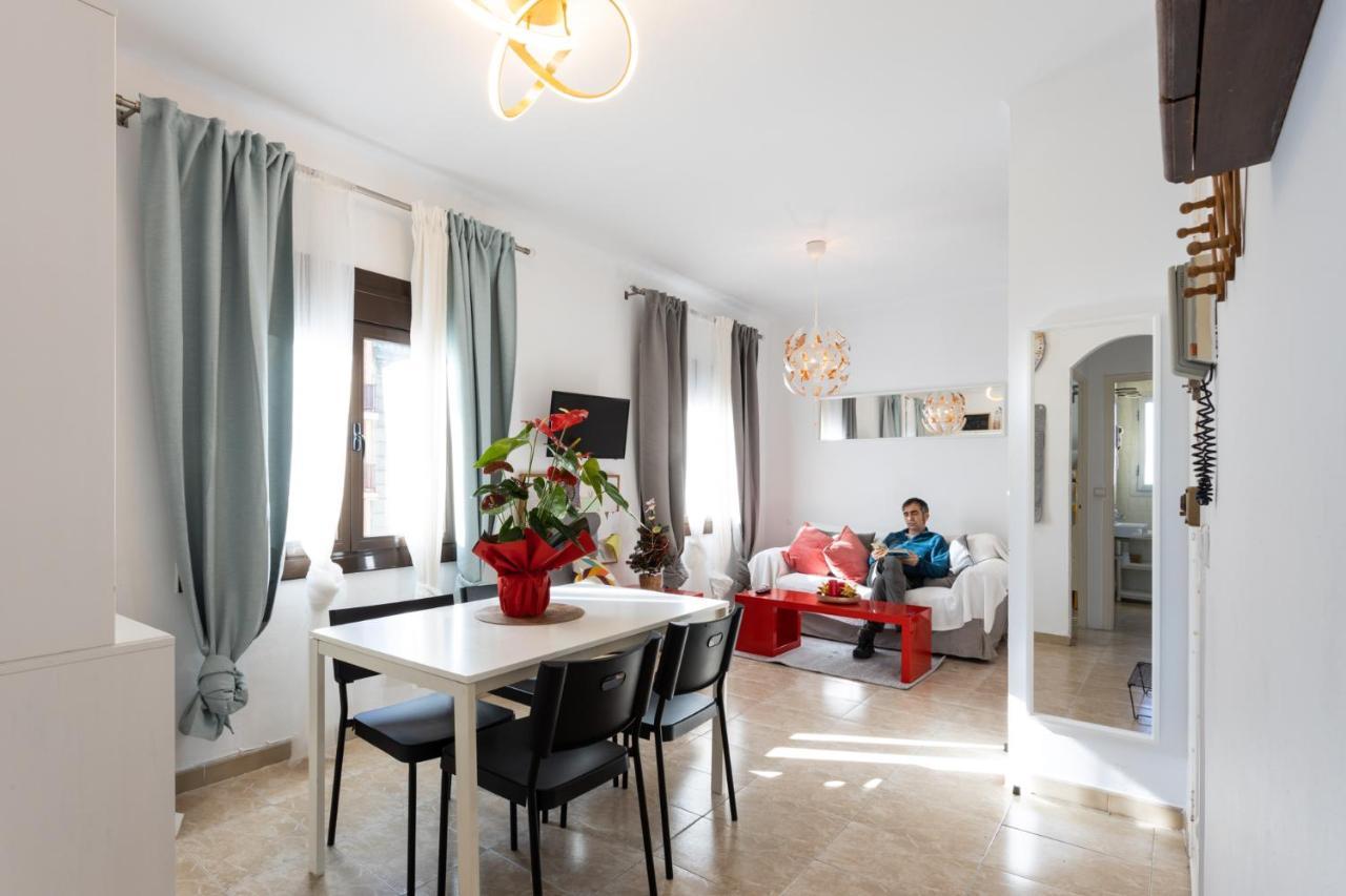 Apartment Circus Entry